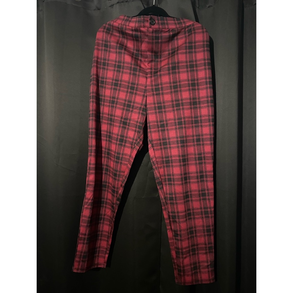 Forever 21+ high rise plaid pants.